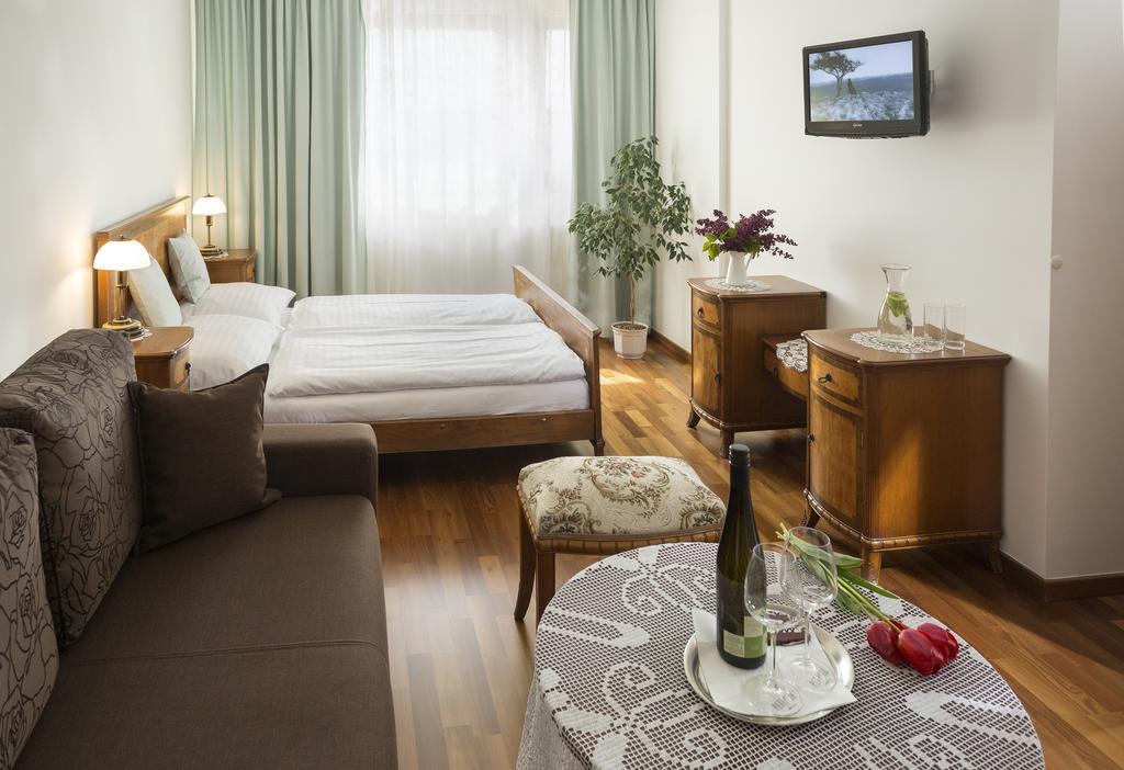 Homestay Vinarstvi & Vinarsky Dum Petratur *